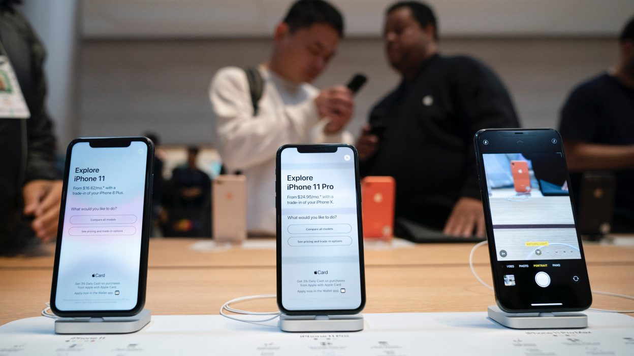 Hướng dẫn đầu tư cổ phiếu Apple: 3 lý do nên sở hữu cổ phiếu theo Phố Wall
