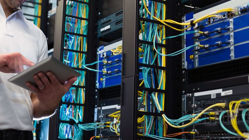 Hướng dẫn đầu tư cổ phiếu Apple, Cisco: vừa có tăng trưởng, vừa thu về cổ tức
