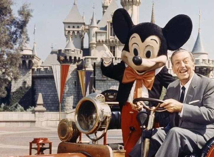Hướng dẫn đầu tư: có nên mua cổ phiếu Disney sau BCTC vượt kỳ vọng?