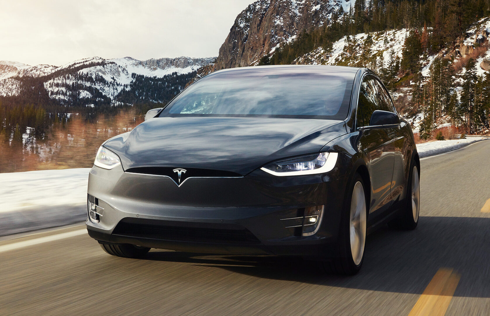 Tesla, Ford, Rivian: 3 cổ phiếu xe điện hàng đầu bạn có thể mua cho những chặng đường dài