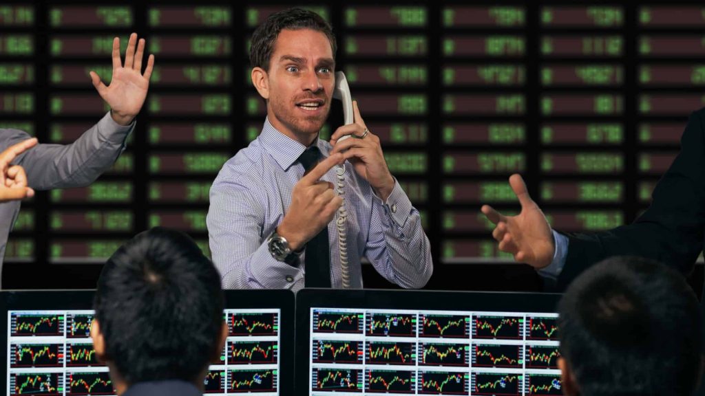 Apple, Berkshire: 2 cổ phiếu Buffett để mua và giữ nếu thị trường sụp đổ