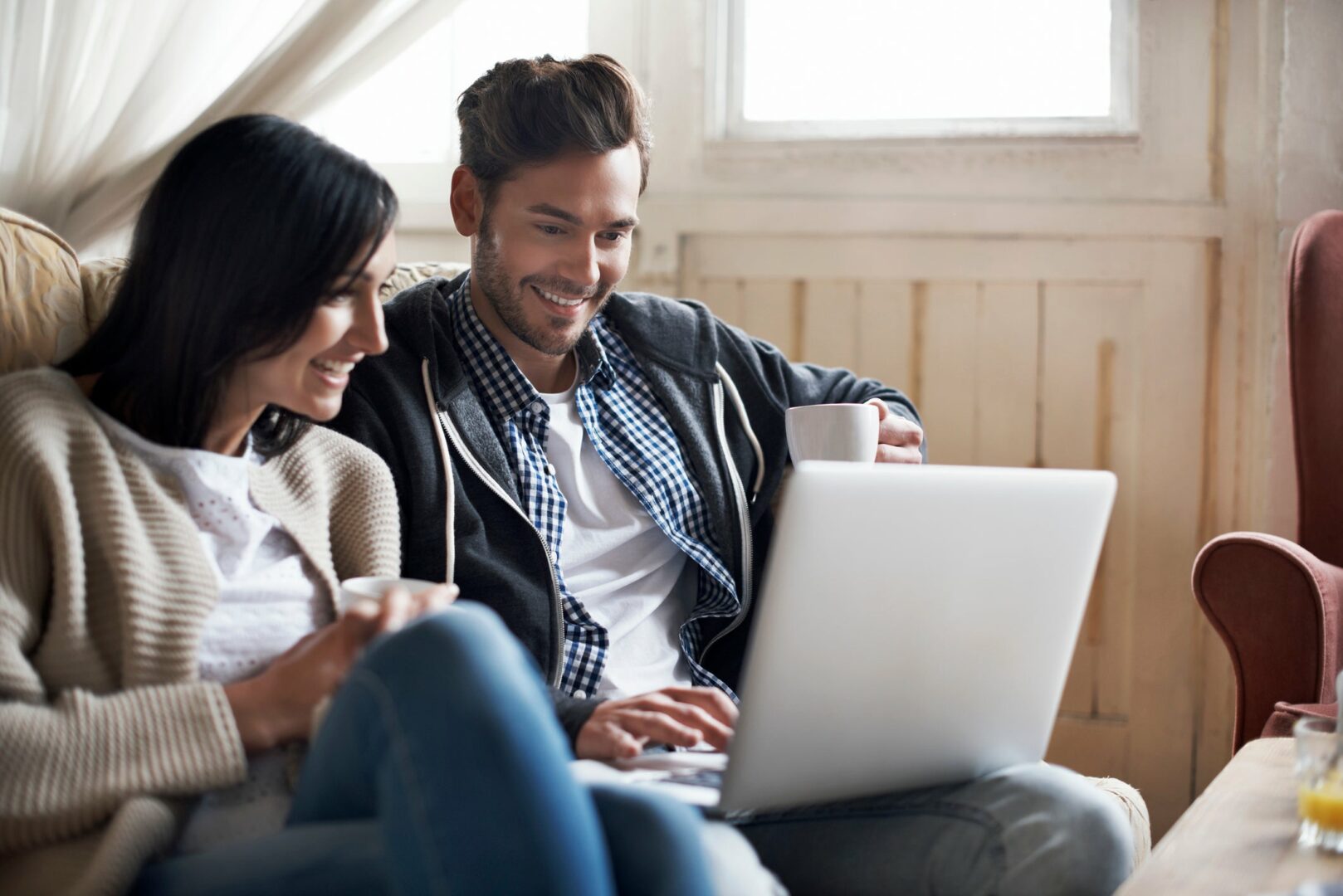 Hai lý do để mua Amazon trước khi cổ phiếu phân tách, 1 lý do để mua sau đó