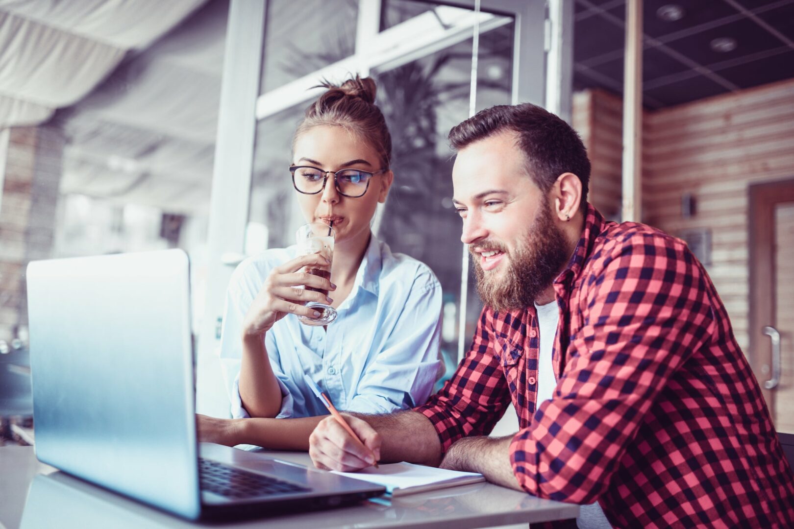 Hướng dẫn đầu tư: mua ngay cổ phiếu Apple khi thị trường điều chỉnh