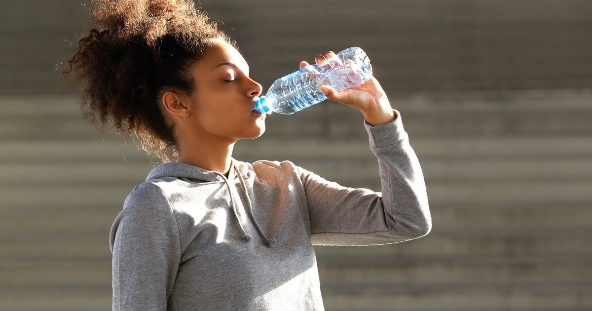 Coca-Cola vừa gia nhập nhóm “thượng lưu” của các cổ phiếu Vua Cổ tức, có nên mua?