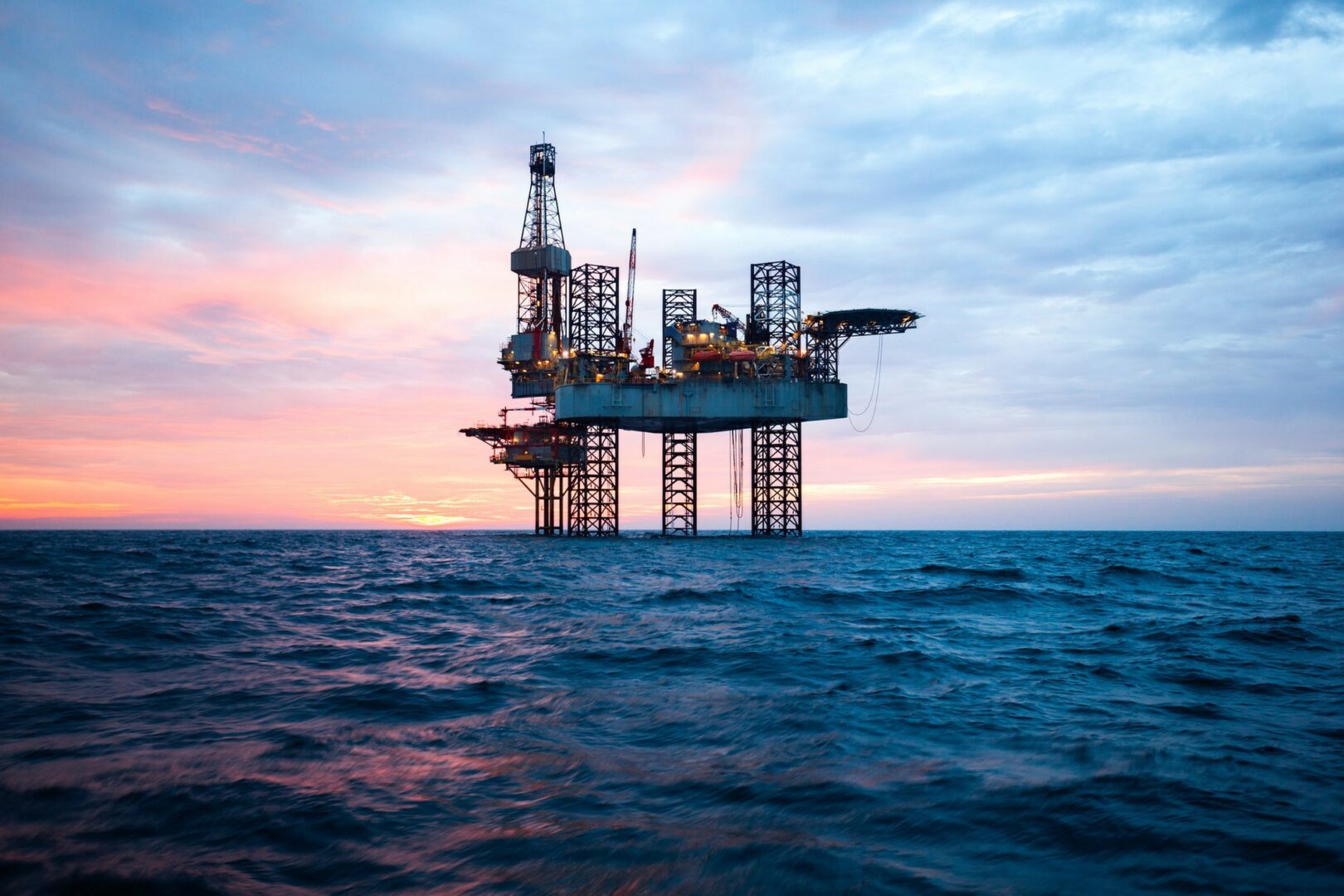ExxonMobil: cổ phiếu năng lượng hàng đầu để mua trong tháng 4