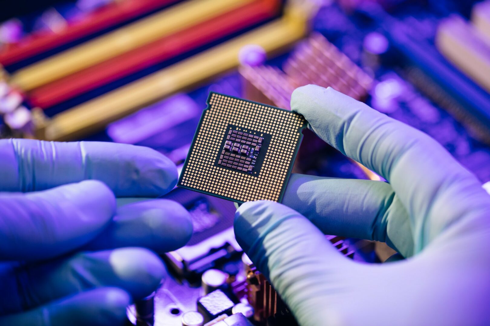Microsoft, AMD, Airbnb: 3 cổ phiếu tăng trưởng đang bị vùi dập nhà đầu tư nên bắt đáy mua ngay lập tức