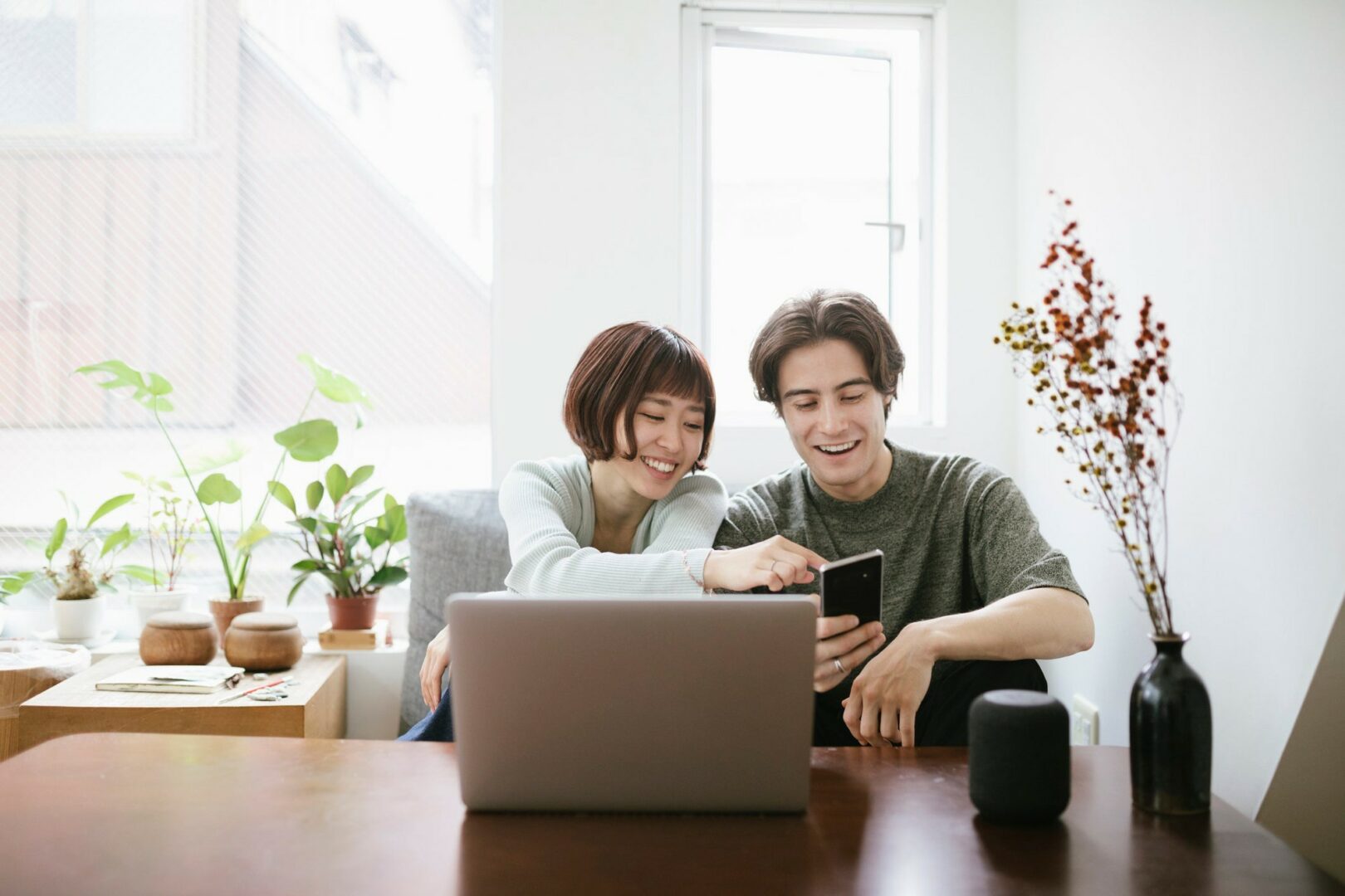 Cổ phiếu Apple: luận bàn giá tăng, giá giảm
