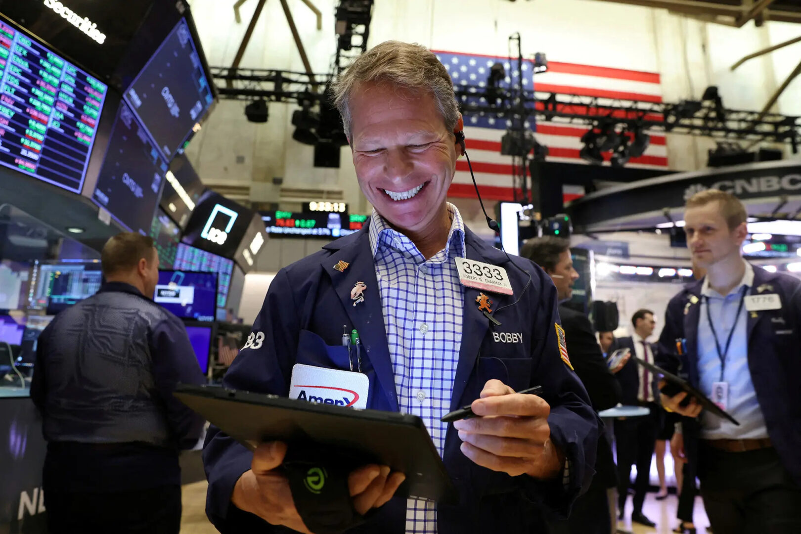 Phố Wall tiếp tục tăng, Dow Jones tăng phiên thứ 5 liên tiếp
