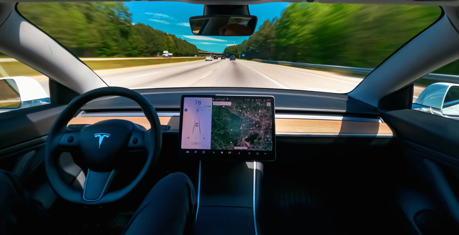 Tesla sẽ ra mắt xe tự lái vào năm 2023?