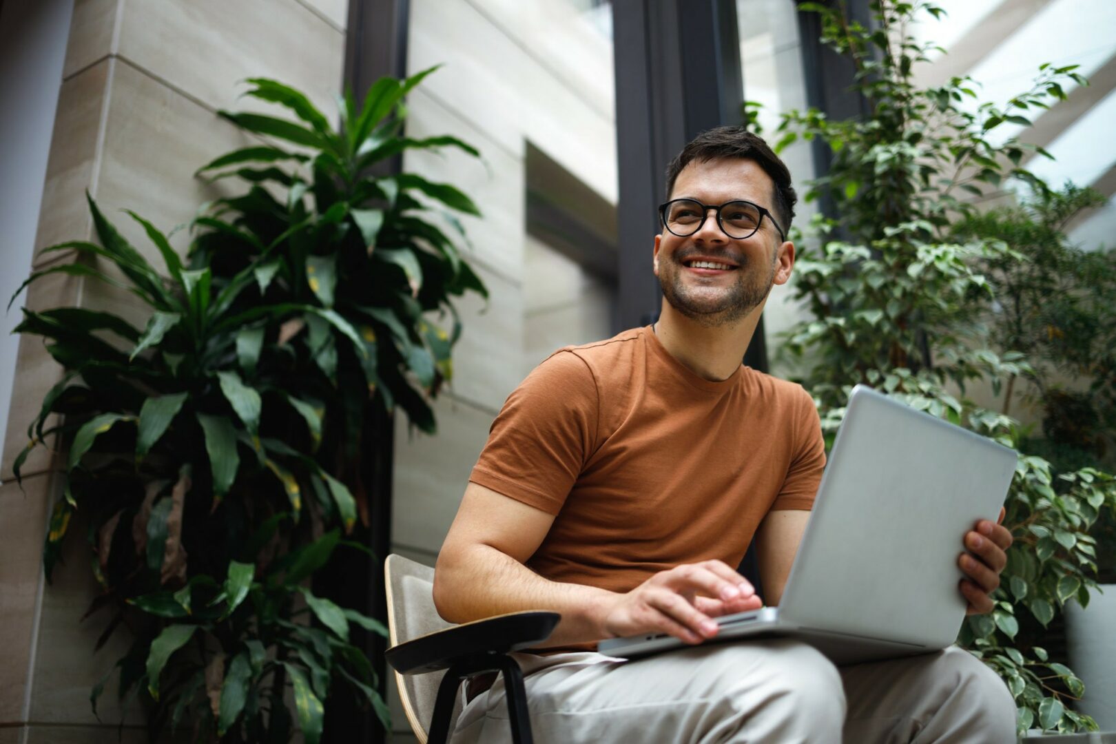 Cổ phiếu Microsoft đã giảm 23% – nhà đầu tư có nên đổ tiền vào ông lớn phần mềm này?