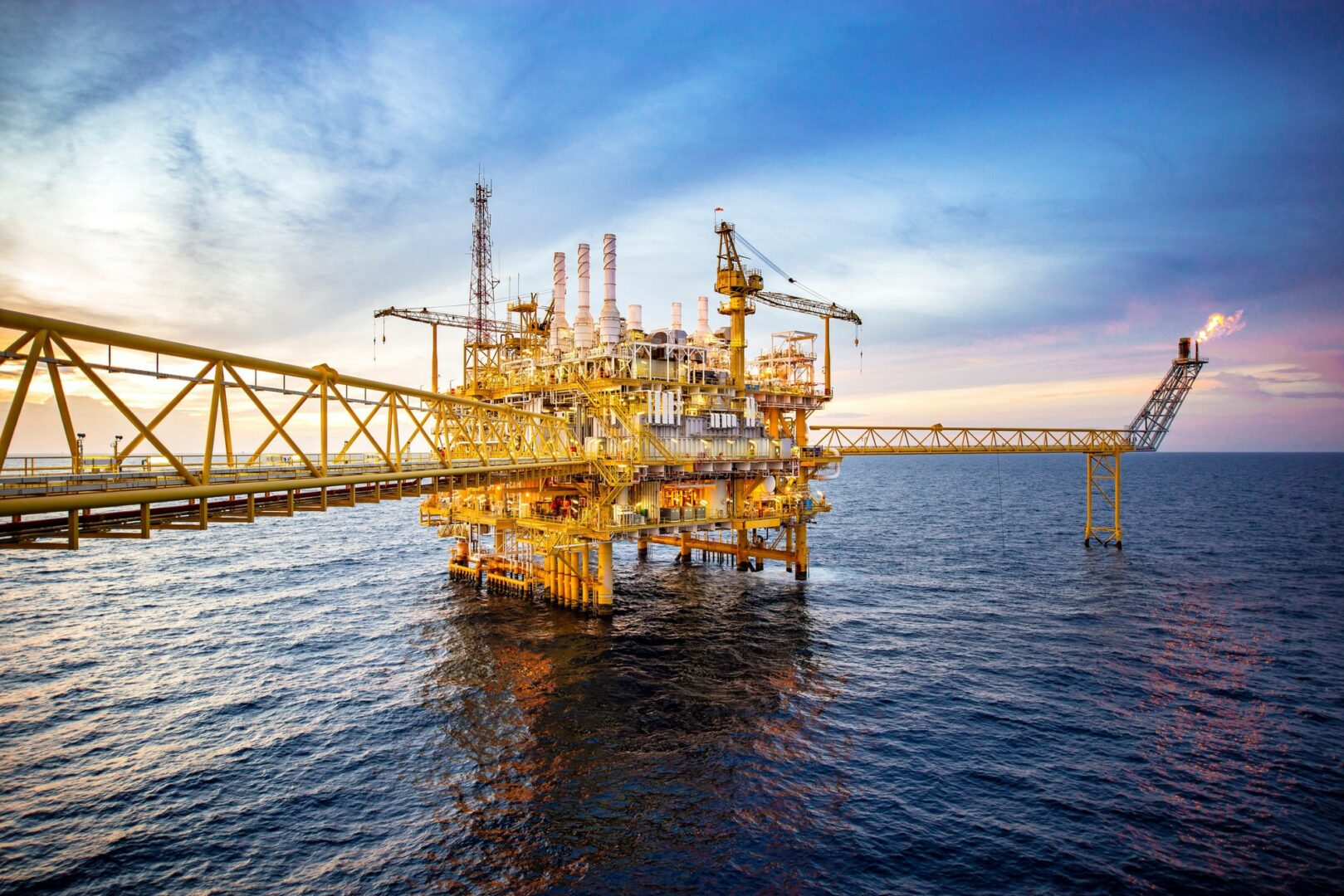 Cổ phiếu dầu khí tốt hơn để đầu tư an toàn: Murphy Oil hay Devon Energy?