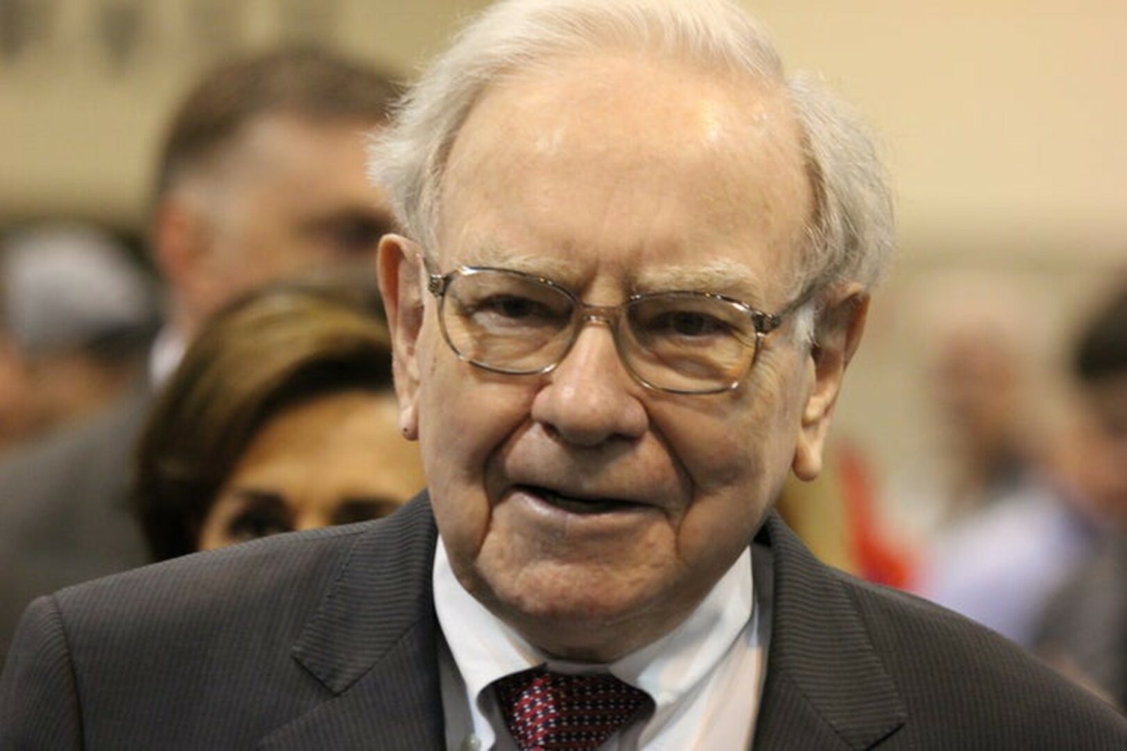Giảm từ 12% đến 91%: 3 cổ phiếu Warren Buffett nên mua trong mùa hè này