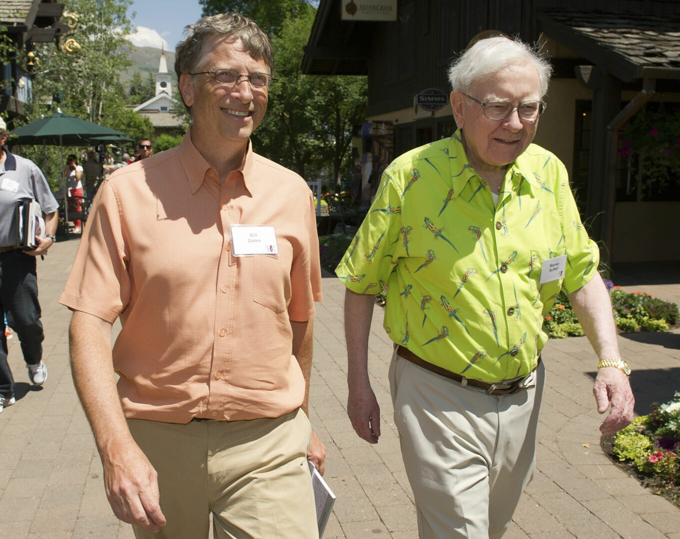 Bill Gates, Warren Buffett không mắc phải các sai lầm về tiền bạc này