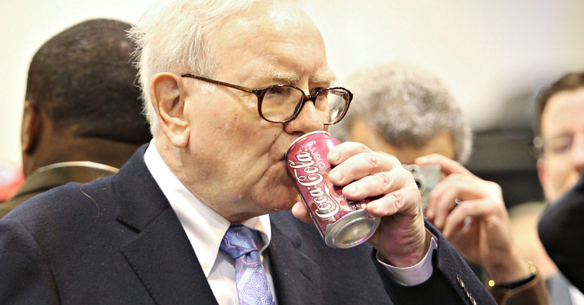 Lý do nhà đầu tư đừng vội theo chân Warren Buffett mua Coca-Cola