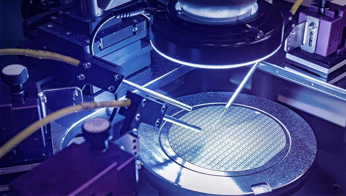 Lý do Intel muốn Mỹ đưa ngành sản xuất bán dẫn trở lại