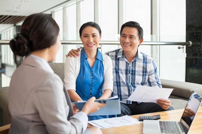 Kinh nghiệm đầu tư bền vững của Buffett: không cần đa dạng hóa, 65% danh mục đầu tư gói gọn trong 4 cổ phiếu này