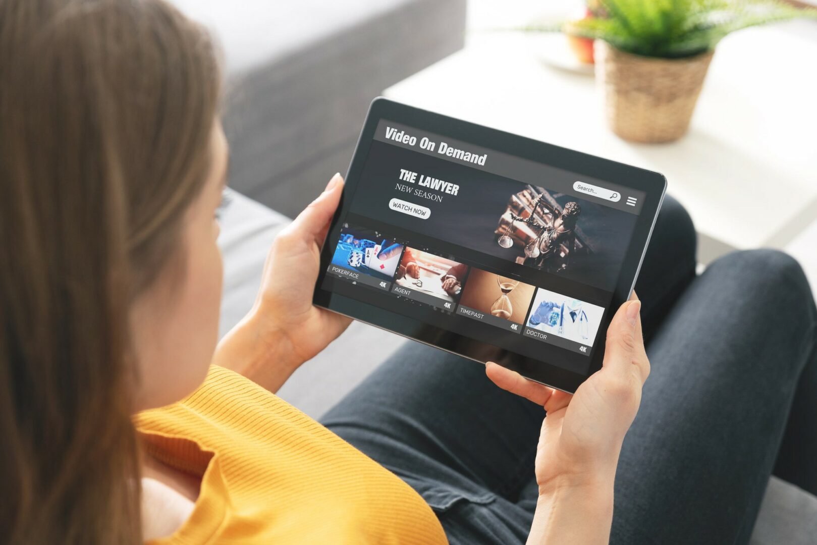 Nếu có 1.000 USD, nhà đầu tư có nên mua cổ phiếu Netflix ở thời điểm hiện tại?