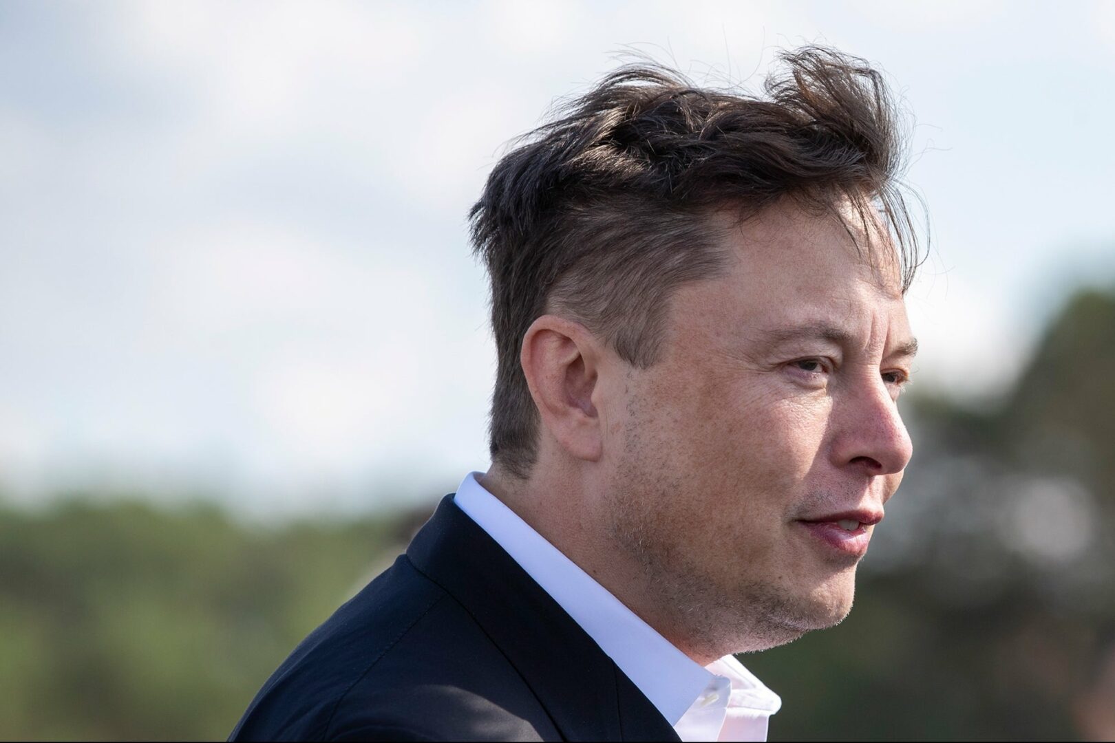 Tỷ phú Elon Musk muốn trở thành người ""vô gia cư"": Bán hết bất động sản, lựa chọn sống trong căn hộ thuê vỏn vẹn hơn 30m2 vì ""mục tiêu cao cả"" này