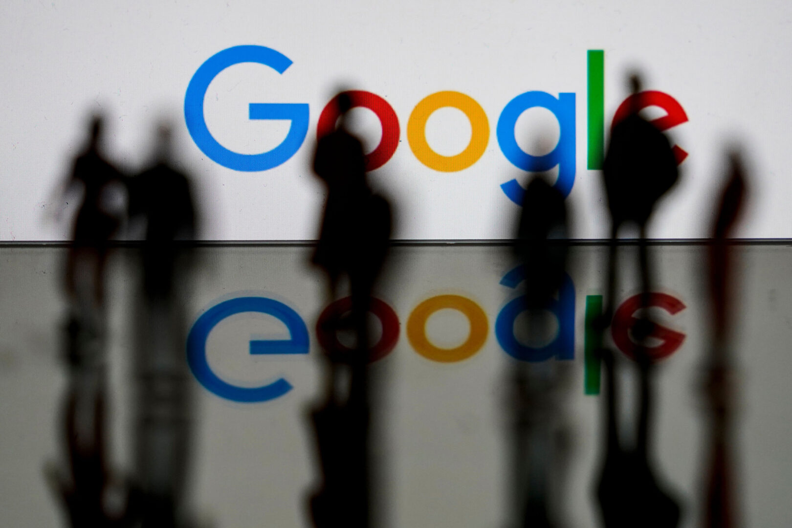 "Gã khổng lồ" Google thực thi quy tắc công nghệ mới của EU
