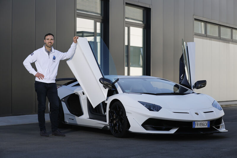 Nhân tố quan trọng của Lamborghini đầu quân cho Apple