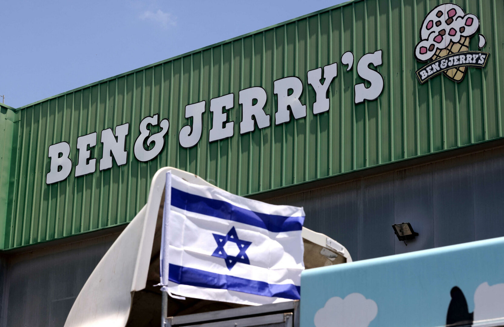 Unilever được phép tiếp tục bán kem tại Israel