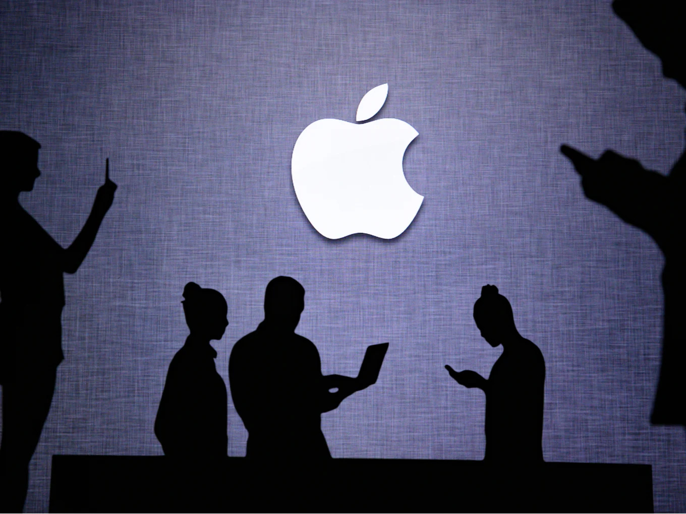 Apple cũng không thoát được bóng ma lạm phát