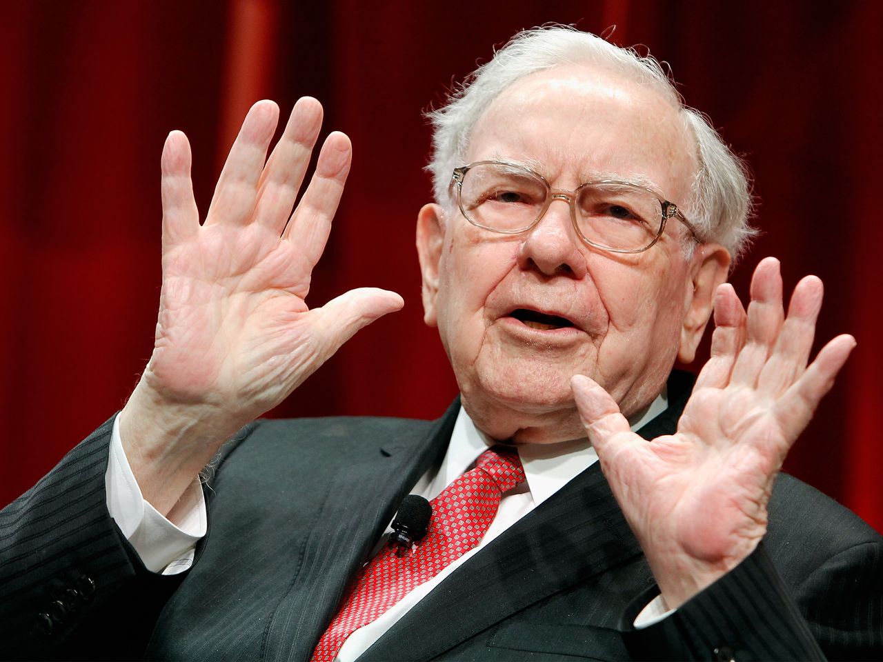 Berkshire Hathaway có vẻ đã nhắm đến cổ phần 20% trong Occidental