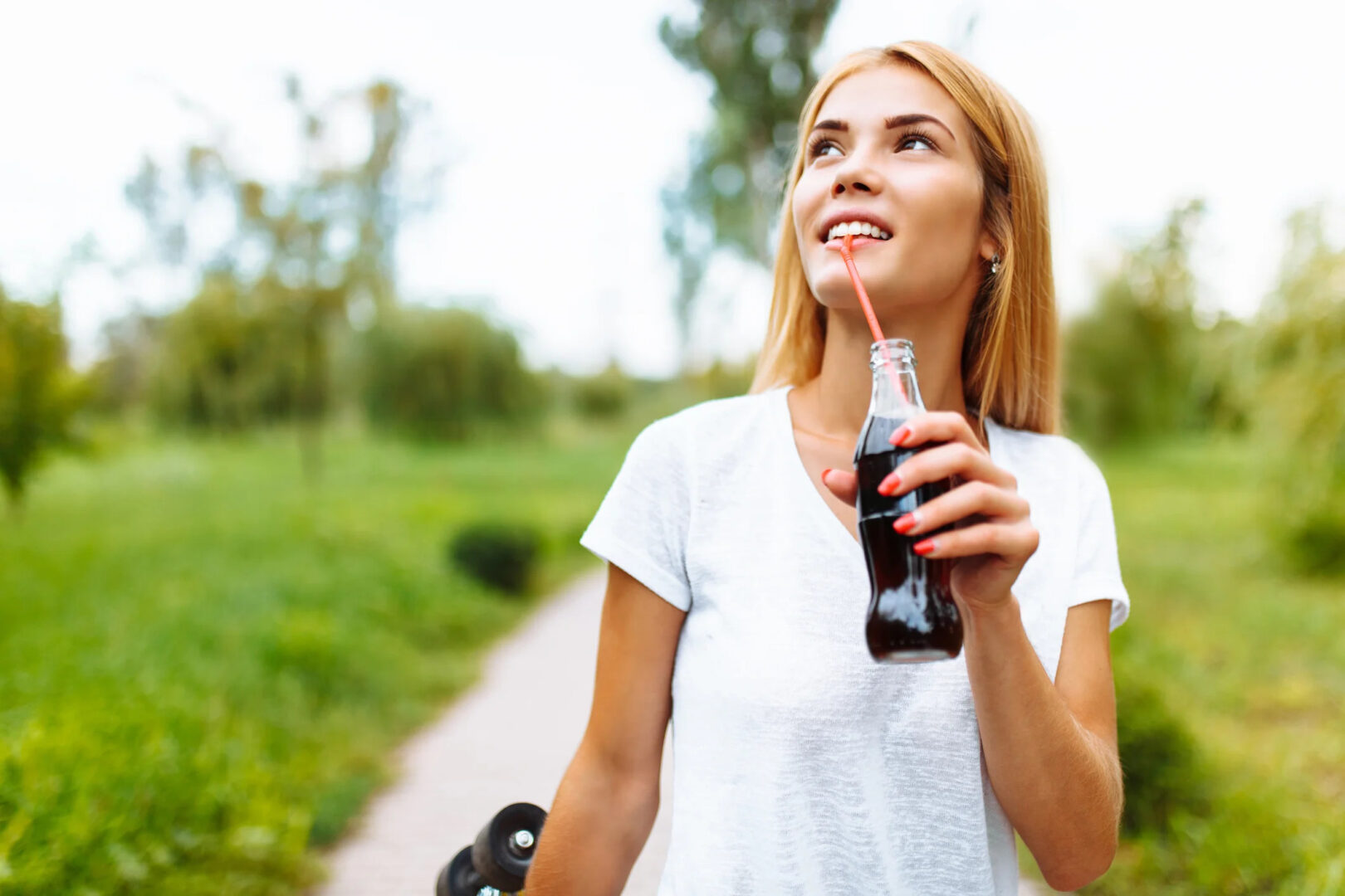 Phân tích cổ phiếu: Doanh thu của Coca-Cola đang tăng vọt, có nên xuống tiền mua ngay cổ phiếu?