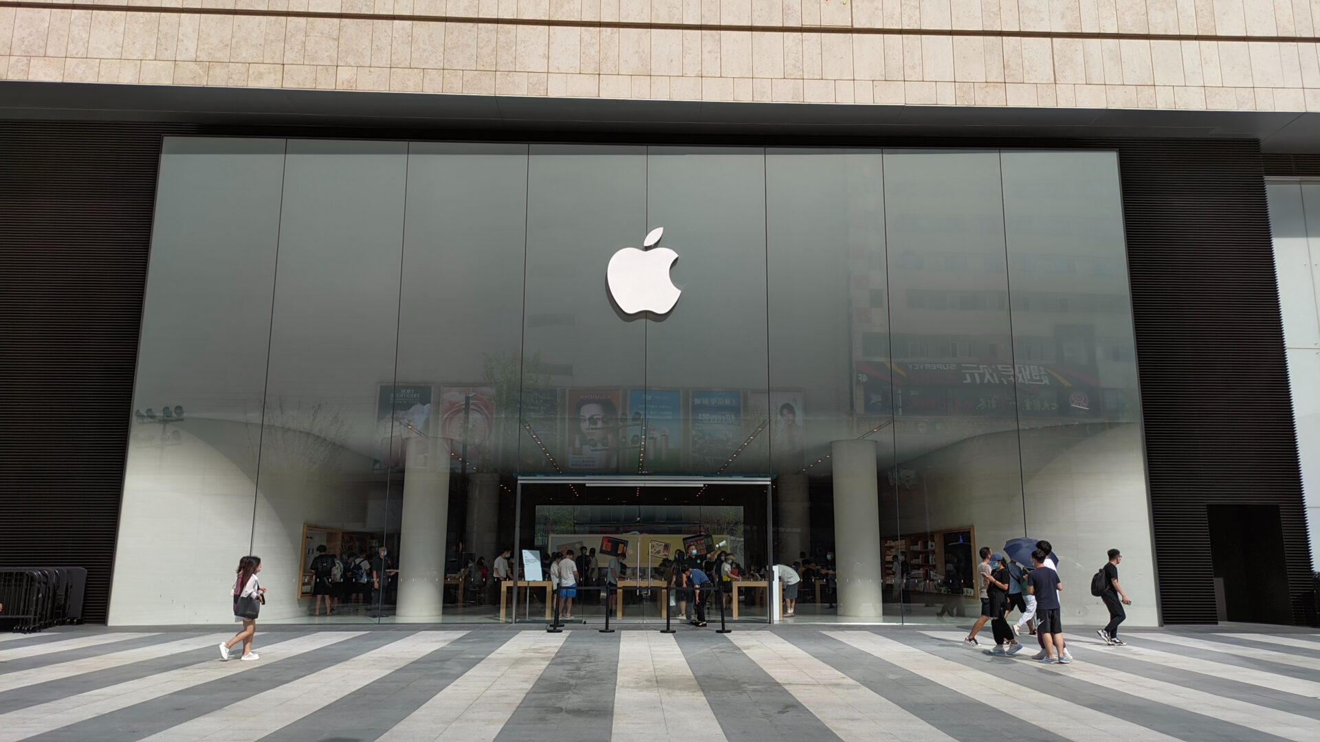 Ràng buộc chuỗi cung ứng nới lỏng - đã đến lúc mua cổ phiếu Apple?