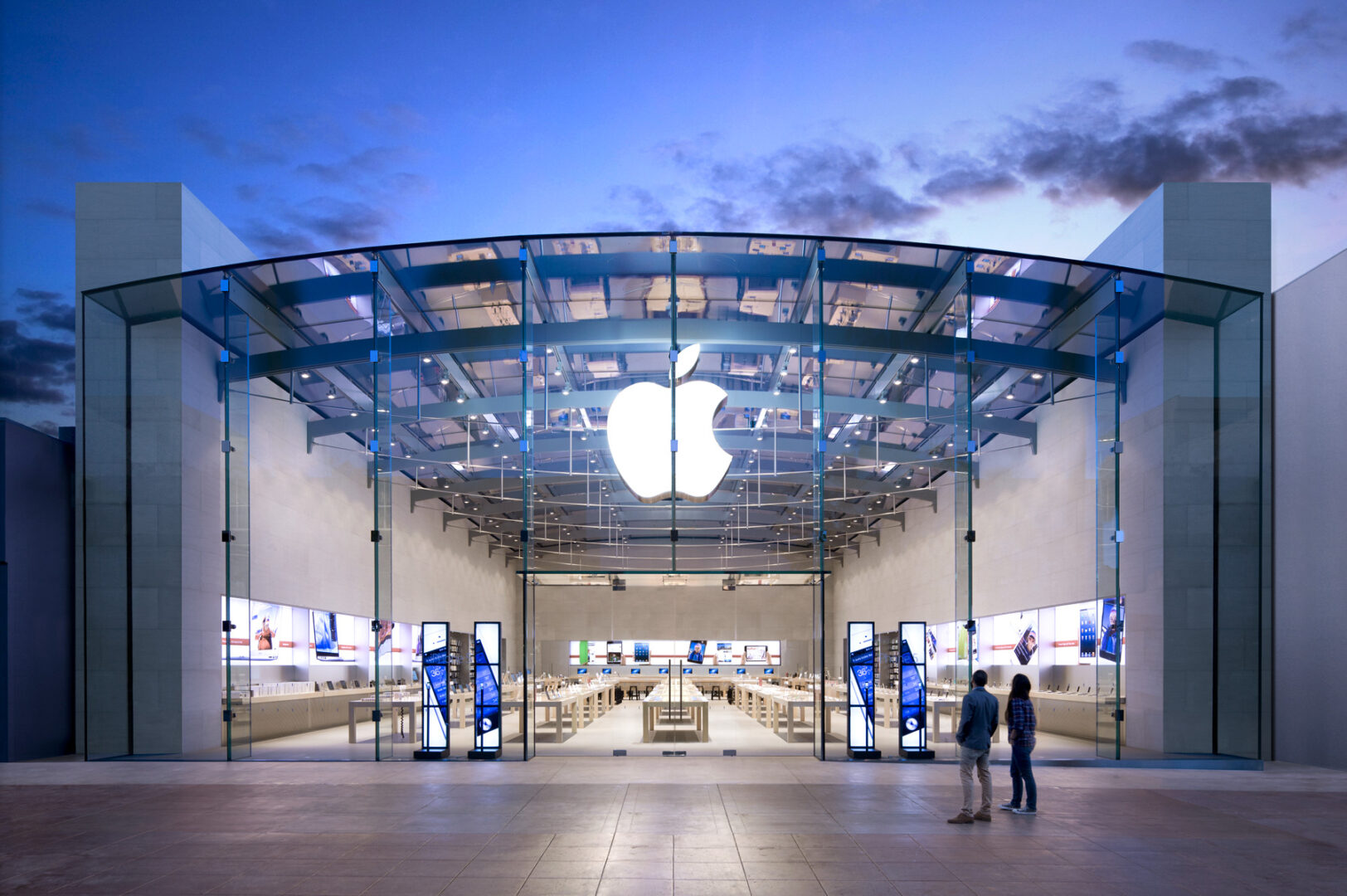 Cổ phiếu Apple đã tăng 3,8% trong một phiên giao dịch vì lý do này