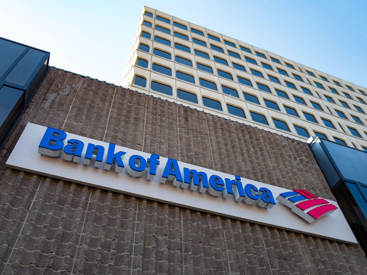 Bank of America "tỏa sáng bất chấp" nền kinh tế Mỹ ảm đạm