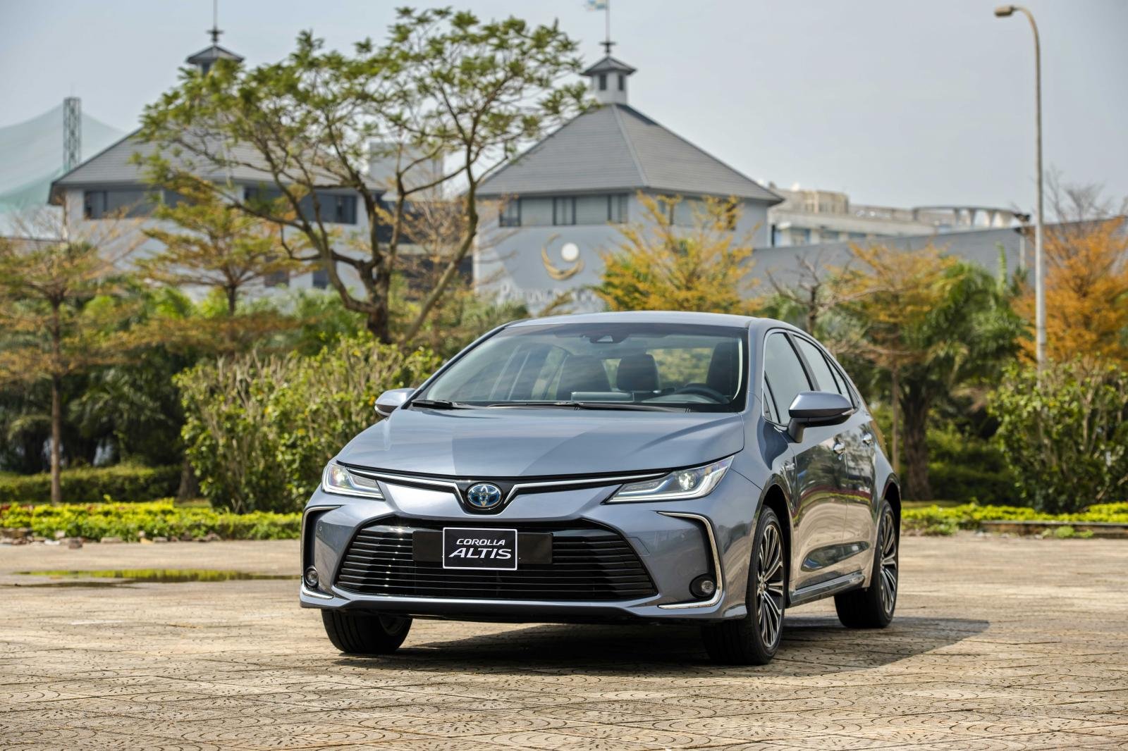 Công ty Toyota: khó khăn trong quy trình sản xuất ô tô gây ảnh hưởng thế nào đến doanh thu?