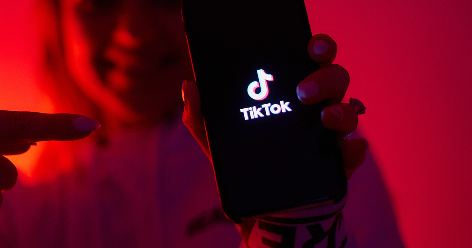 Apple và TikTok trở thành nỗi ám ảnh kinh hoàng của Big Tech