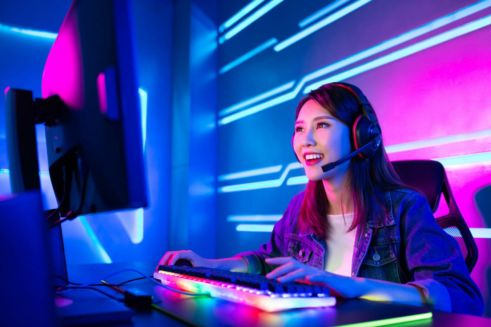 Nvidia: cổ phiếu tăng trưởng đáng mua và giữ trong những thời điểm thị trường suy yếu