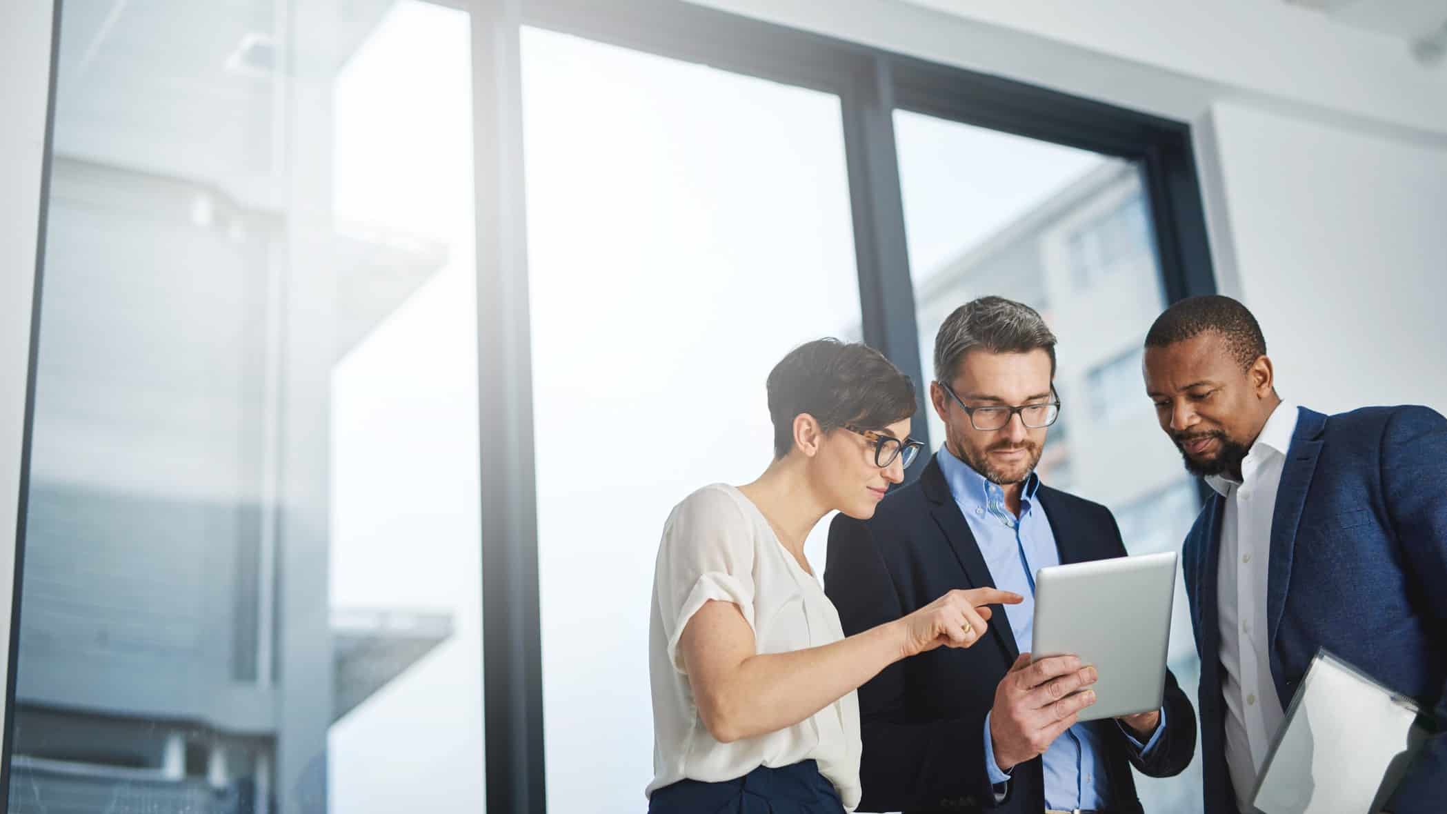 Bạn có 2.000 USD? Hãy đầu tư vào 2 cổ phiếu tăng trưởng vĩnh viễn này