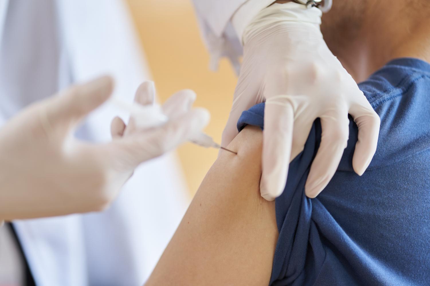 Sau một thời gian bị ghẻ lạnh, 2 cổ phiếu vắc-xin Moderna, Novavax hiện tại có đáng mua?
