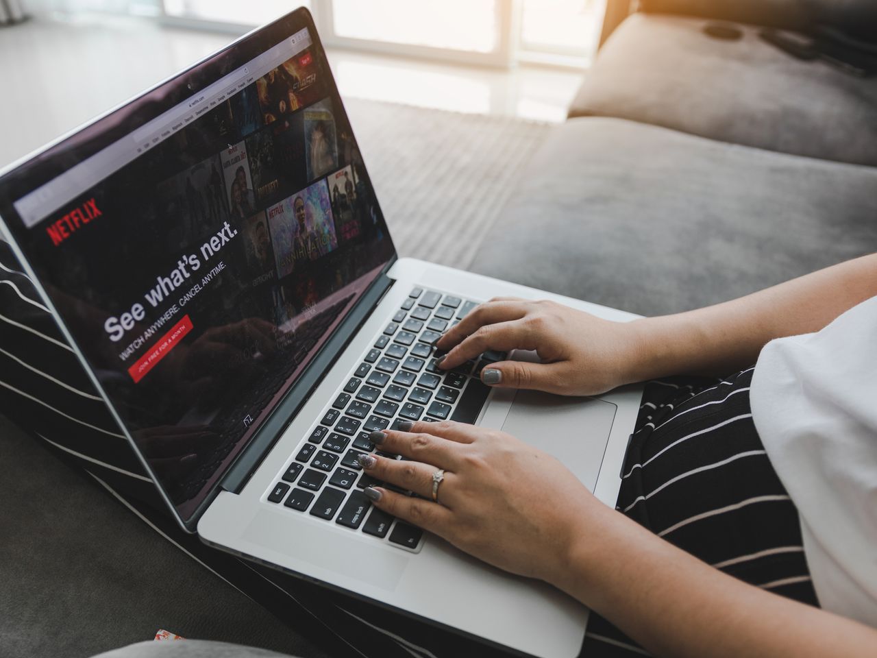 Cổ phiếu Netflix được nâng bậc xếp hạng – vì dịch vụ hỗ trợ quảng cáo có thể giành lại người đăng ký