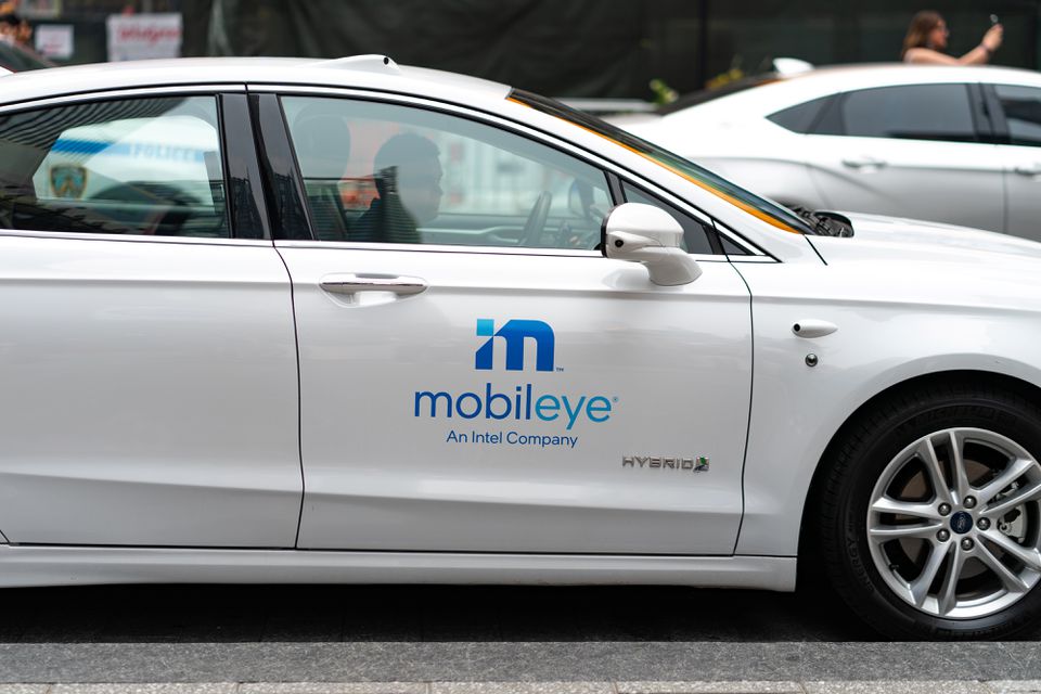 Tiếp nối bom tấn Porsche, đơn vị xe tự lái Mobileye của Intel nộp hồ sơ phát hành cổ phiếu ra công chúng