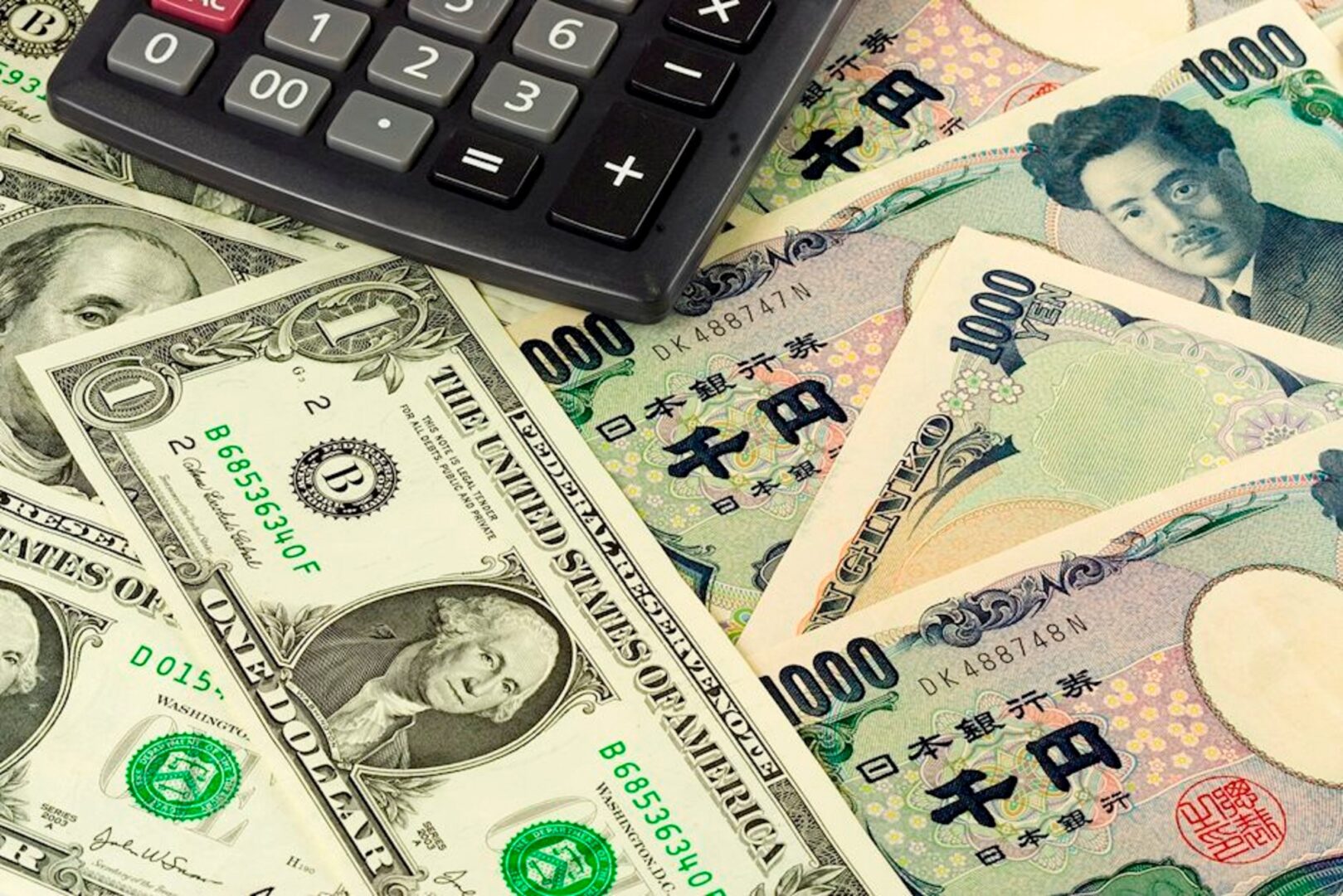 Tin nóng 21/12/2022 - Vàng vượt mức 1.800 USD khi đô la giảm do động thái chính sách của BOJ