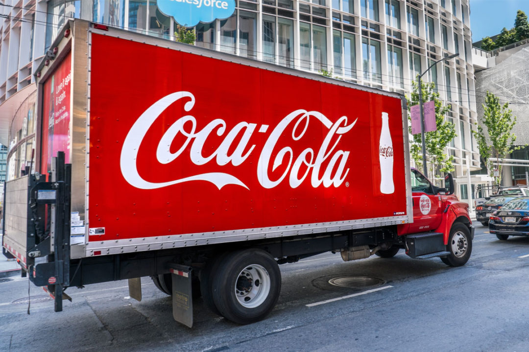 BCTC Coca-Cola: Dựa vào động lực để thích nghi với thói quen thay đổi của người tiêu dùng