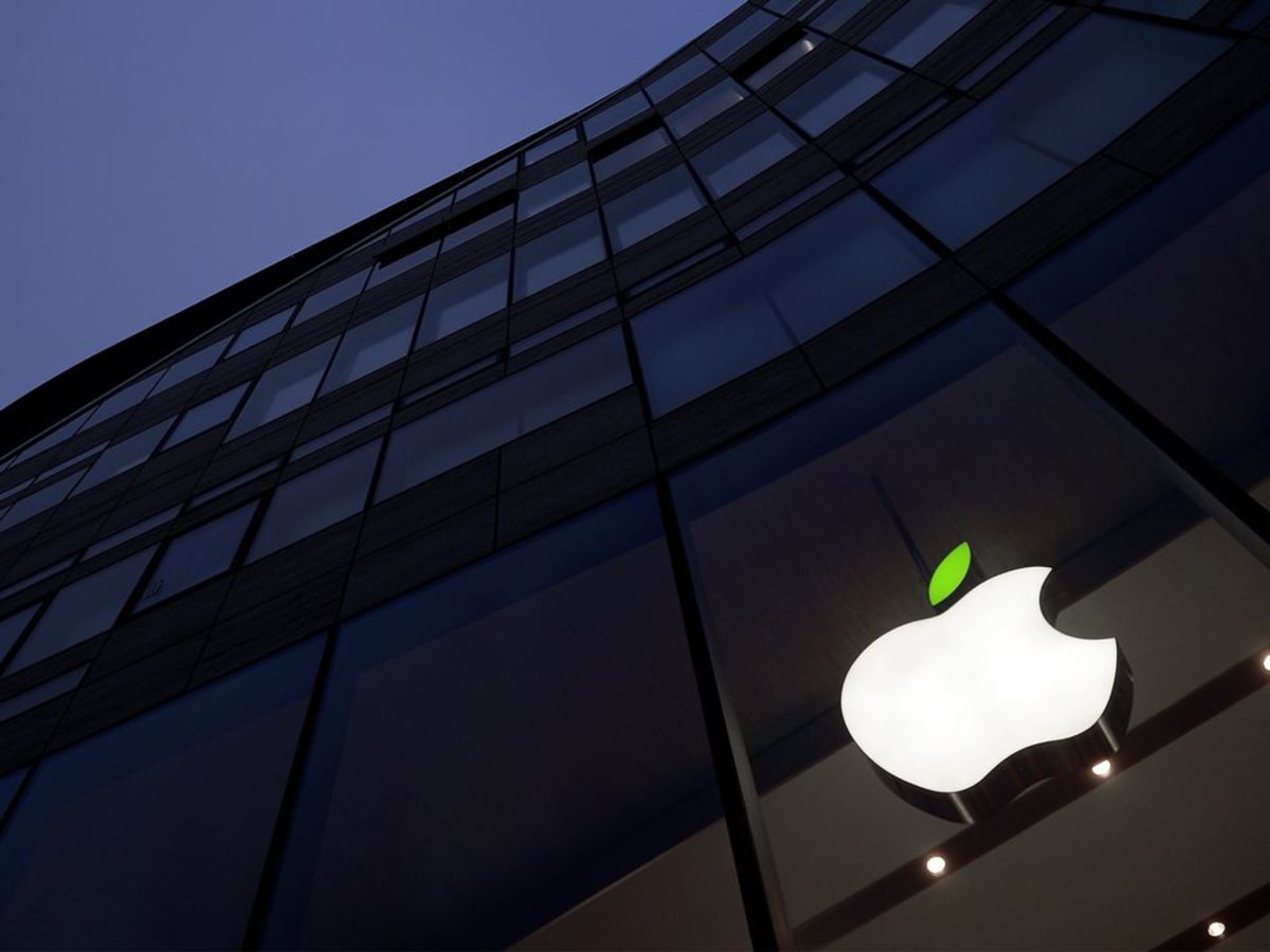 Cổ phiếu Apple sụt giảm: Jim Cramer khuyến nghị nhà đầu tư “mua”