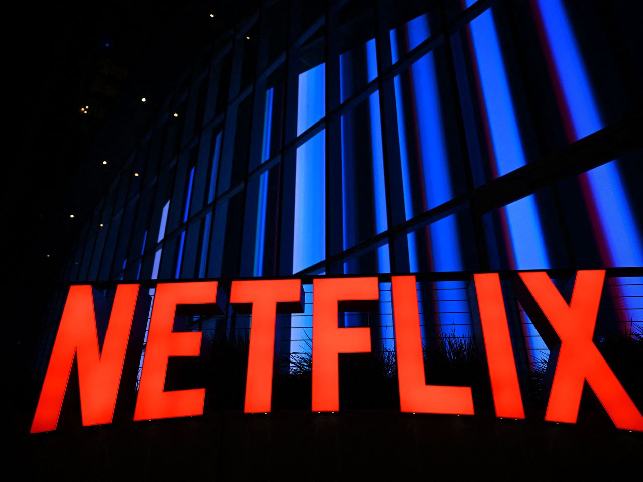 Nhận định chuyên gia: gói cước hỗ trợ quảng cáo là ‘then chốt’ để thúc đẩy doanh thu cho Netflix