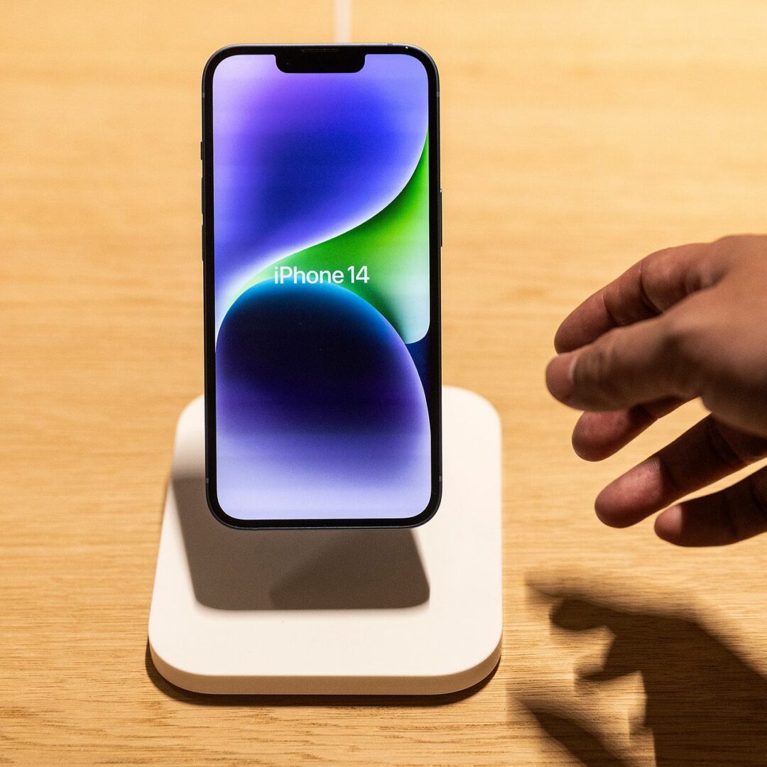 Chương trình mua lại cổ phiếu của Apple đạt kỷ lục 25,2 tỷ USD