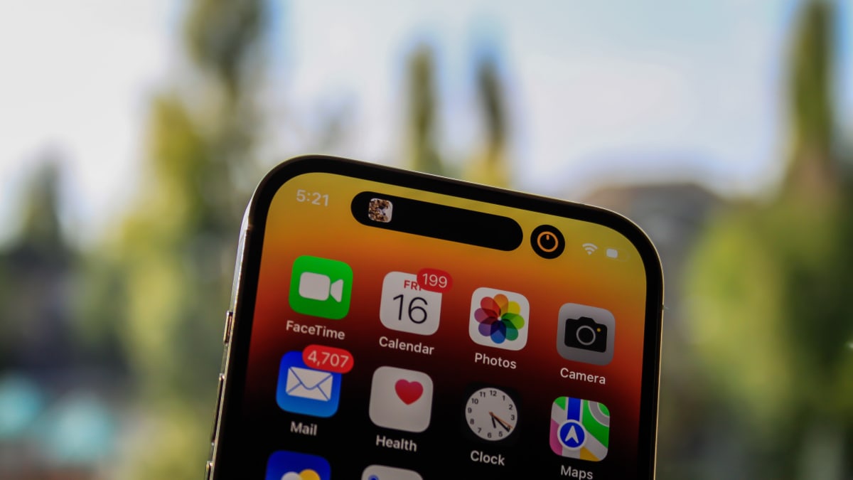 Xem trước BCTC Q4 của Apple: iPhone dưới kính hiển vi
