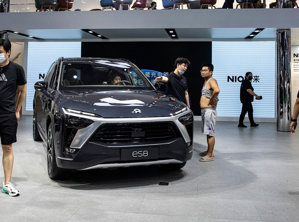 NIO nhảy vọt trở lại 11,8% nhờ đặt chỉ tiêu khả quan