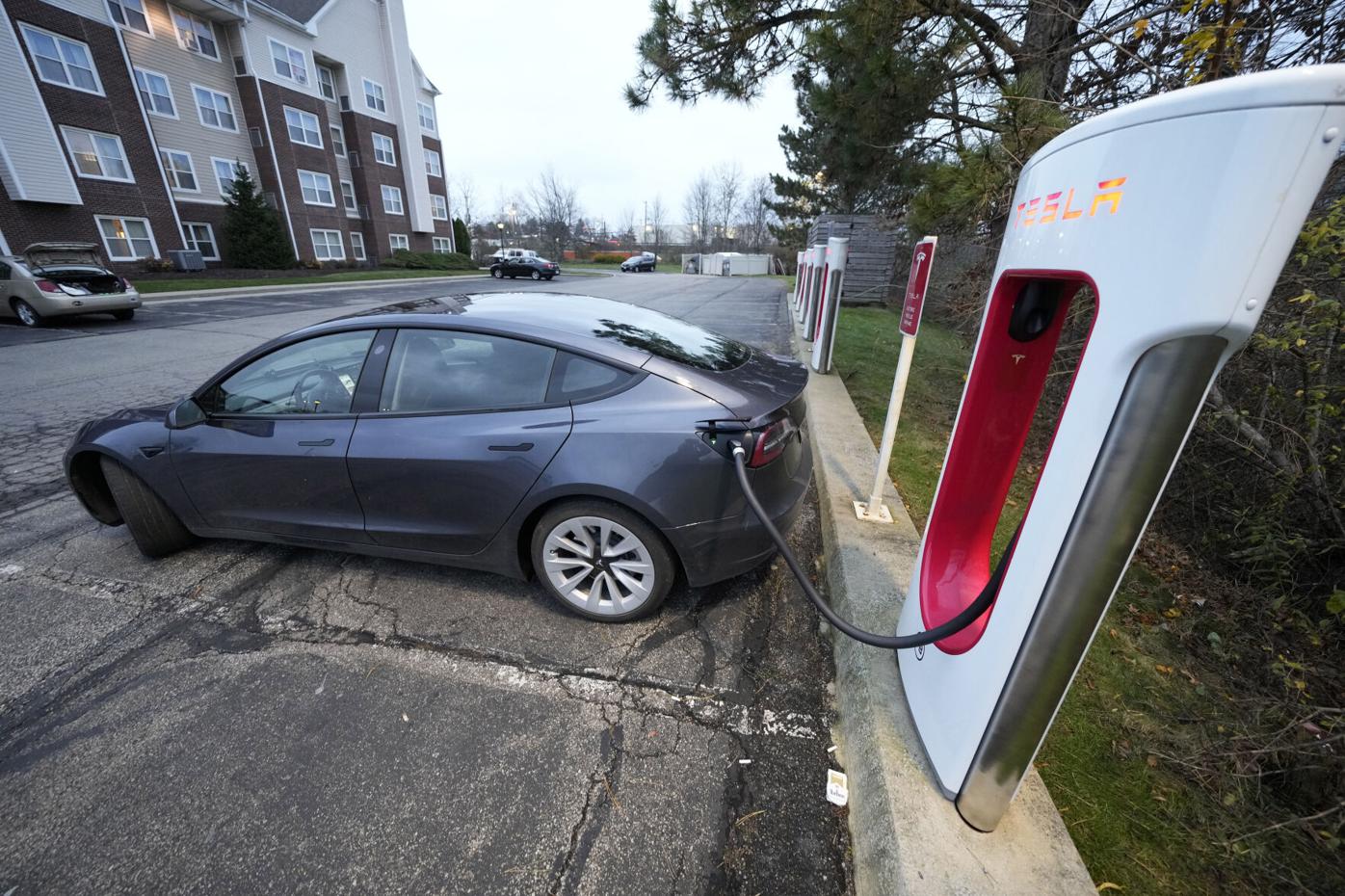 Giảm sâu xuống dưới 200 USD, cổ phiếu Tesla đang là một món hời đáng xuống tiền ngay lập tức