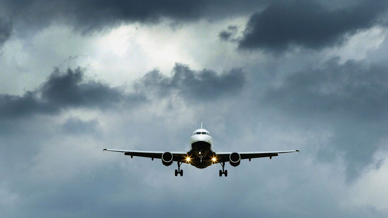 Cổ phiếu Boeing sẽ bị bó buộc trong phạm vi hẹp –  nhưng 1 nhà phân tích vẫn lạc quan