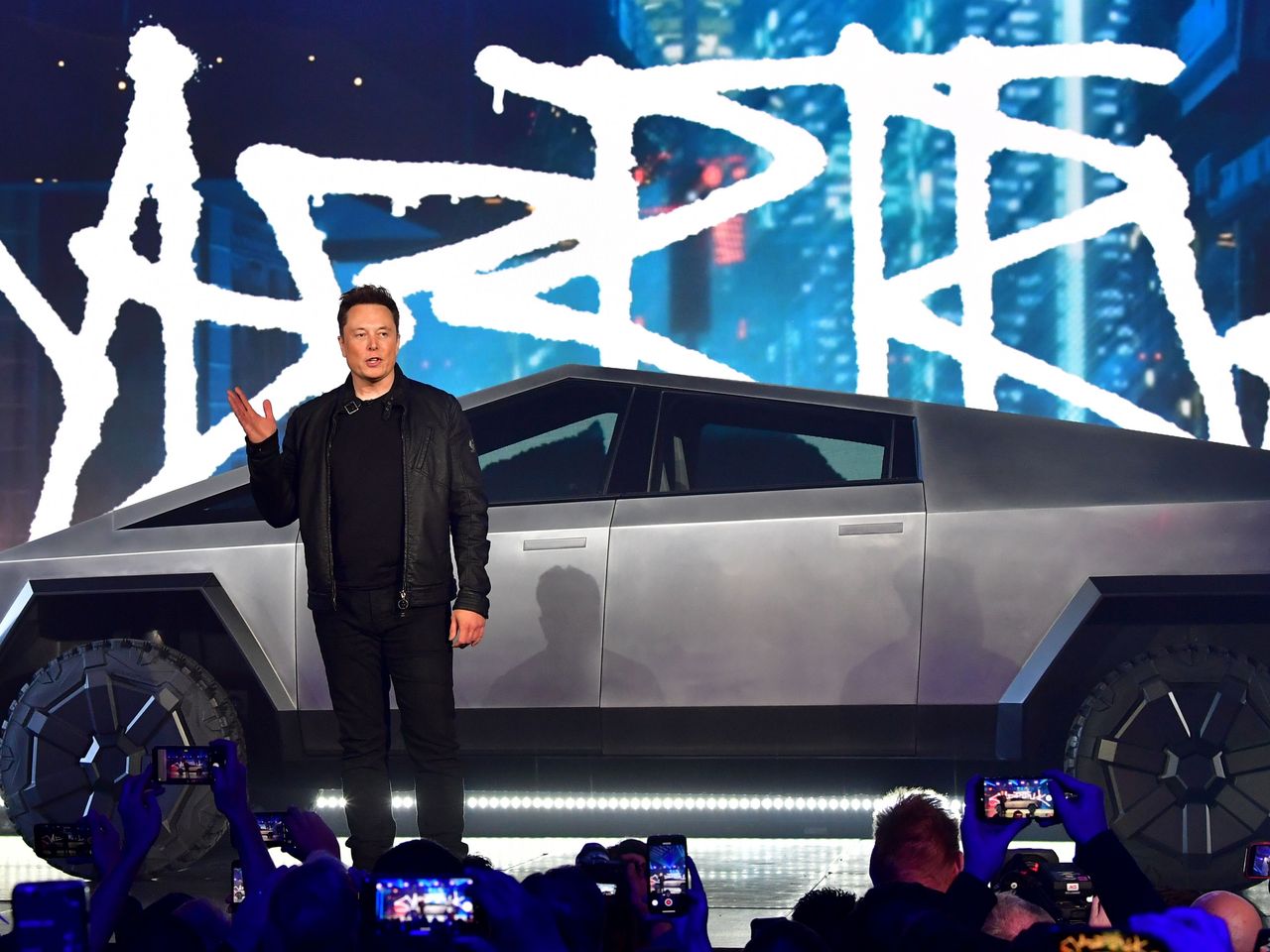 Tesla: một lượng xe bán tải Cybertruck không kịp ra mắt đúng hạn có thể gây ảnh hưởng đến tăng trưởng công ty
