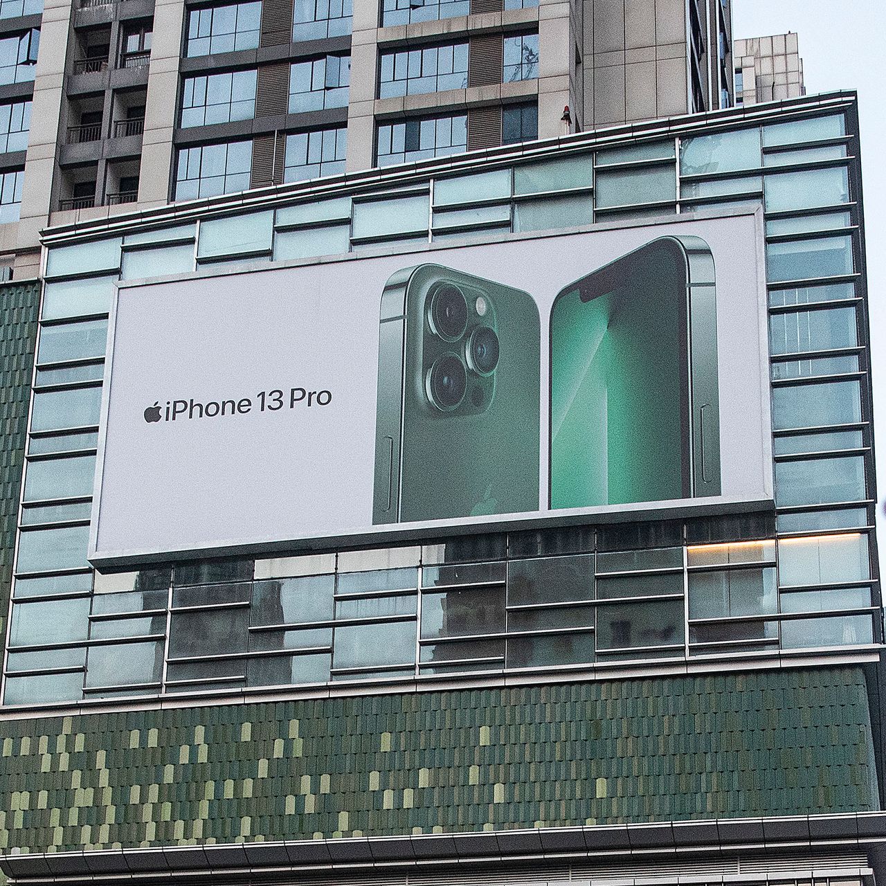 Foxconn nới lỏng các quy tắc ngừa Covid tại nhà máy iPhone Trung Quốc – có thể đã quá muộn để tránh thiệt hại