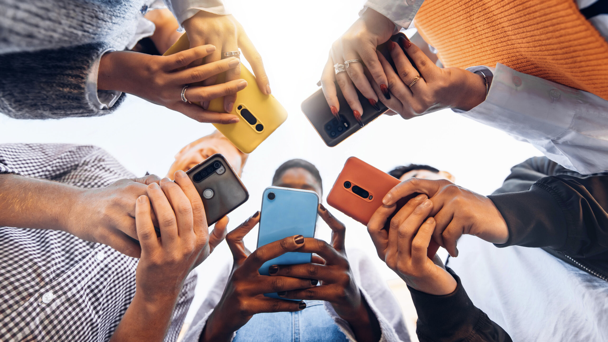 Nhận định ông lớn công nghệ Apple: hãy bỏ qua iPhone và mua cổ phiếu